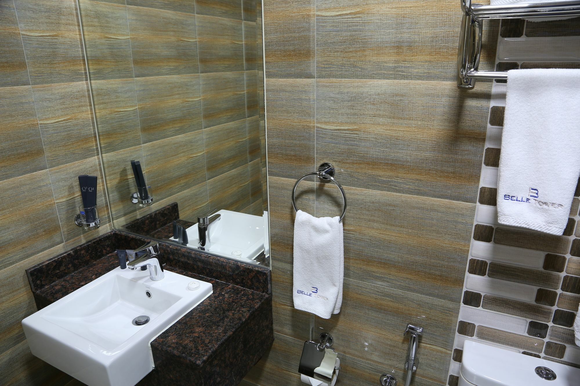 Belle Tower Apartments Manama Exterior foto